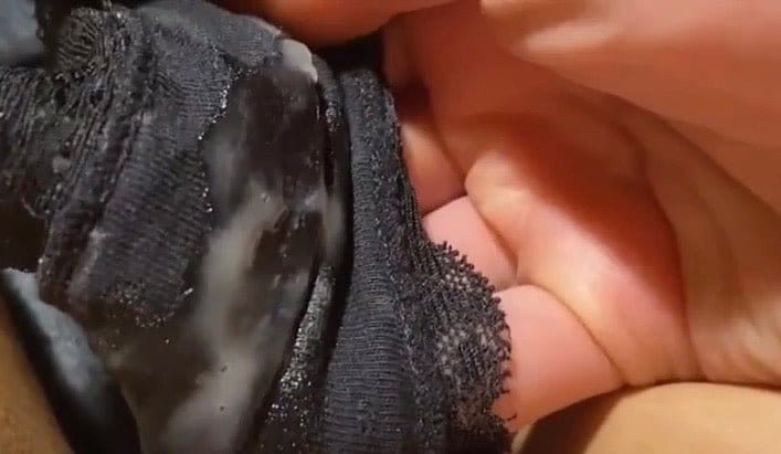 A Taste of My Essence💋 - velvetslice